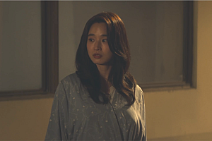 第一集就全裸出境,这部尺度新剧太敢拍了