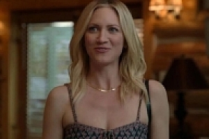 第一集就尺度炸裂,Netflix新剧狩猎之妻